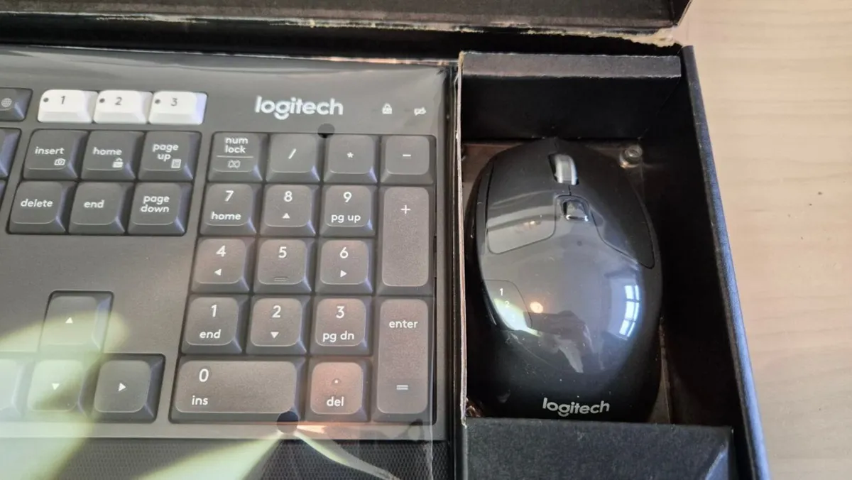 Logitech MK850 wireless keybaord & mouse combo - Image 4