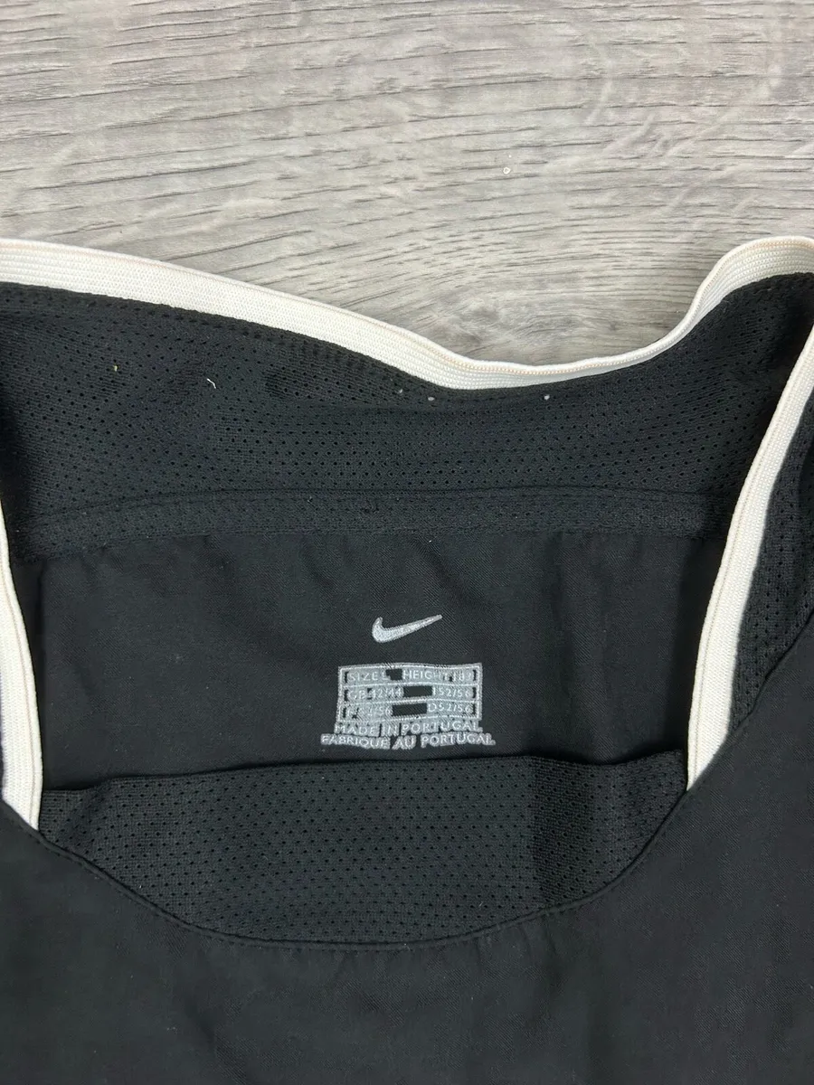 Vintage 2003 Umbro Manchester United Away Jersey - Image 4