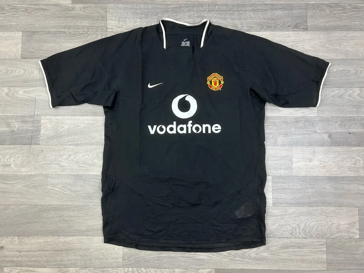 Vintage 2003 Umbro Manchester United Away Jersey - Image 1