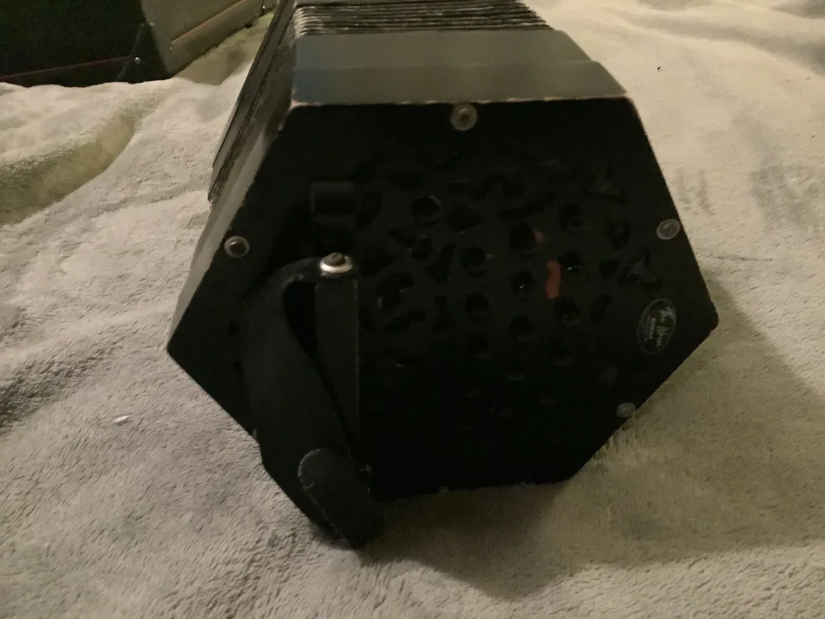 Wren Concertina - Image 3