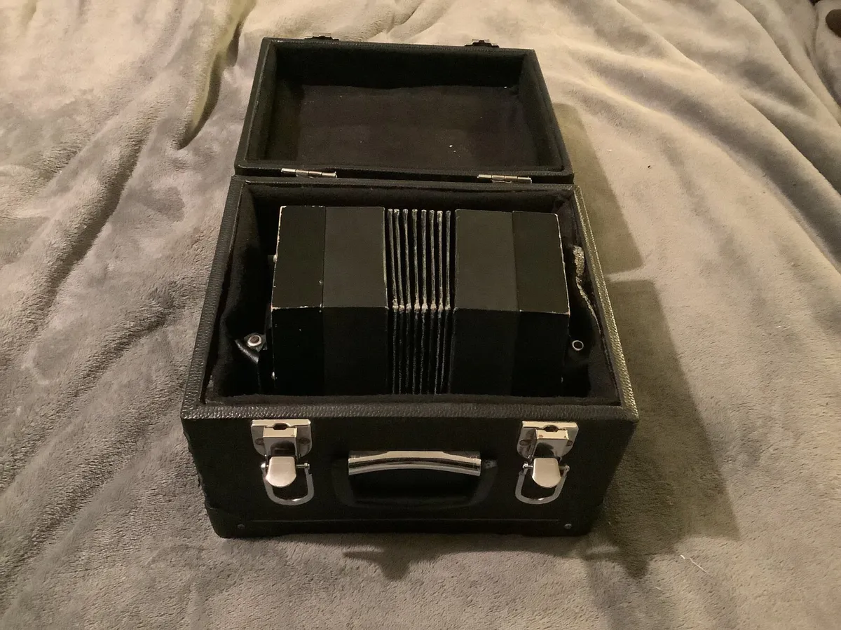 Wren Concertina - Image 1