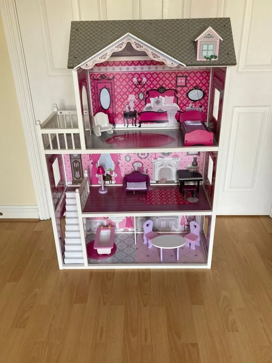 Dolls House