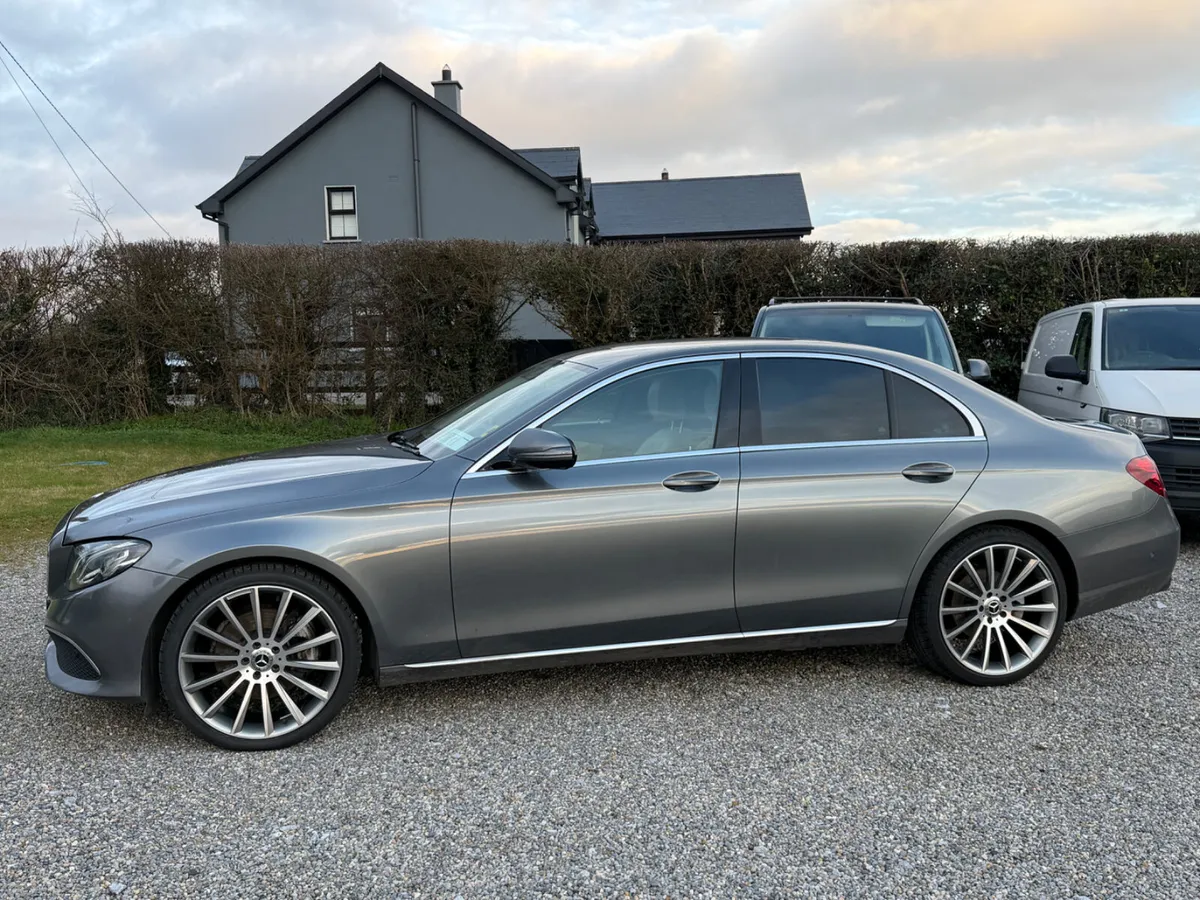 191 Mercedes e class no damage low miles - Image 2