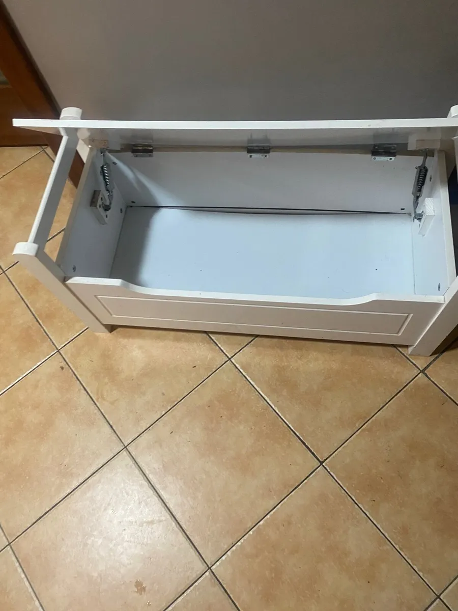 Storage box - Image 2