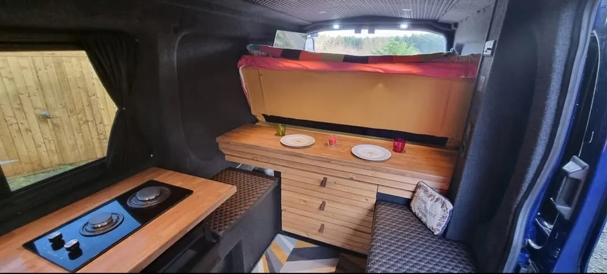 Ford Campervan Off Grid Capacity - Image 3