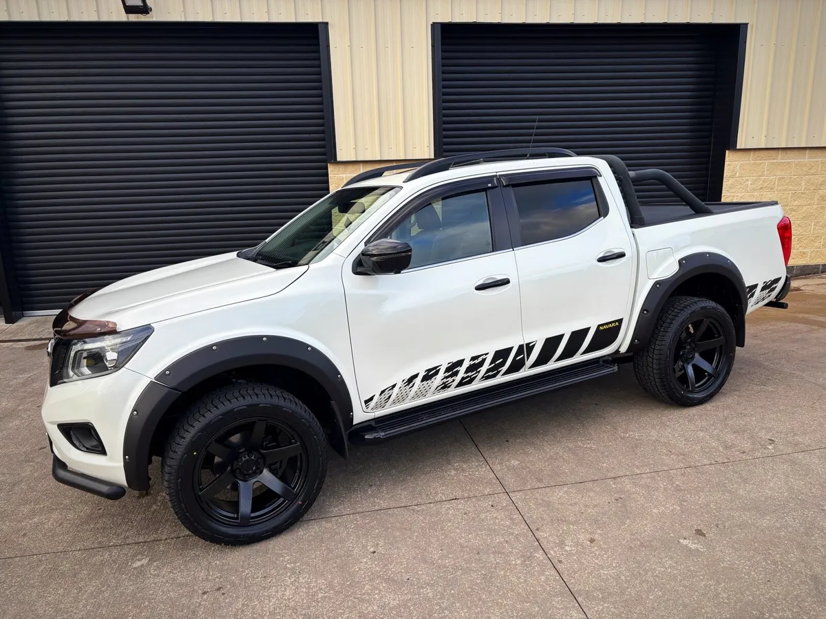 192 2019 NISSAN NAVARA 2.3 DCI N-GUARD AUTO - Image 1