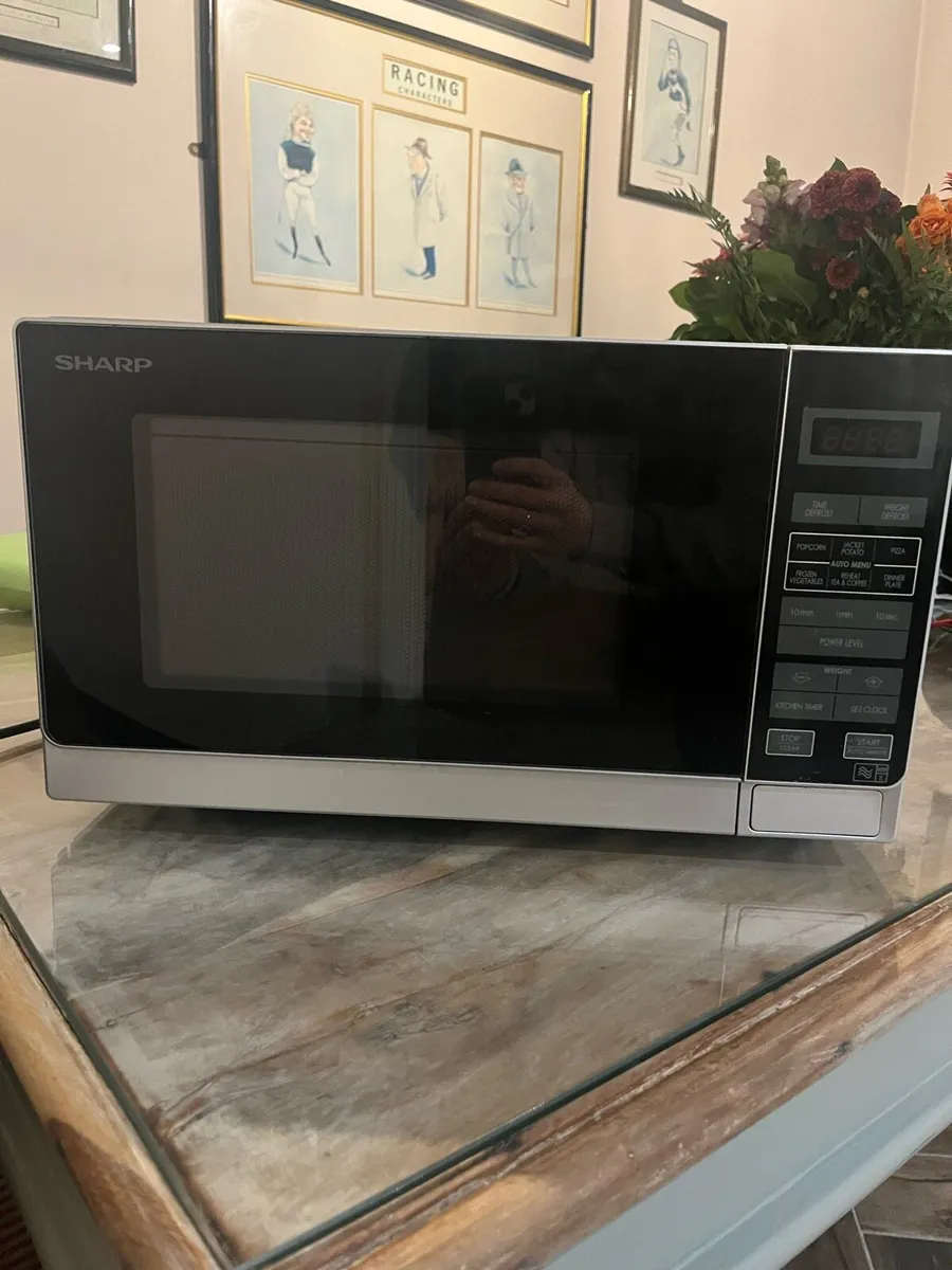 Sharp Microwave - Image 2