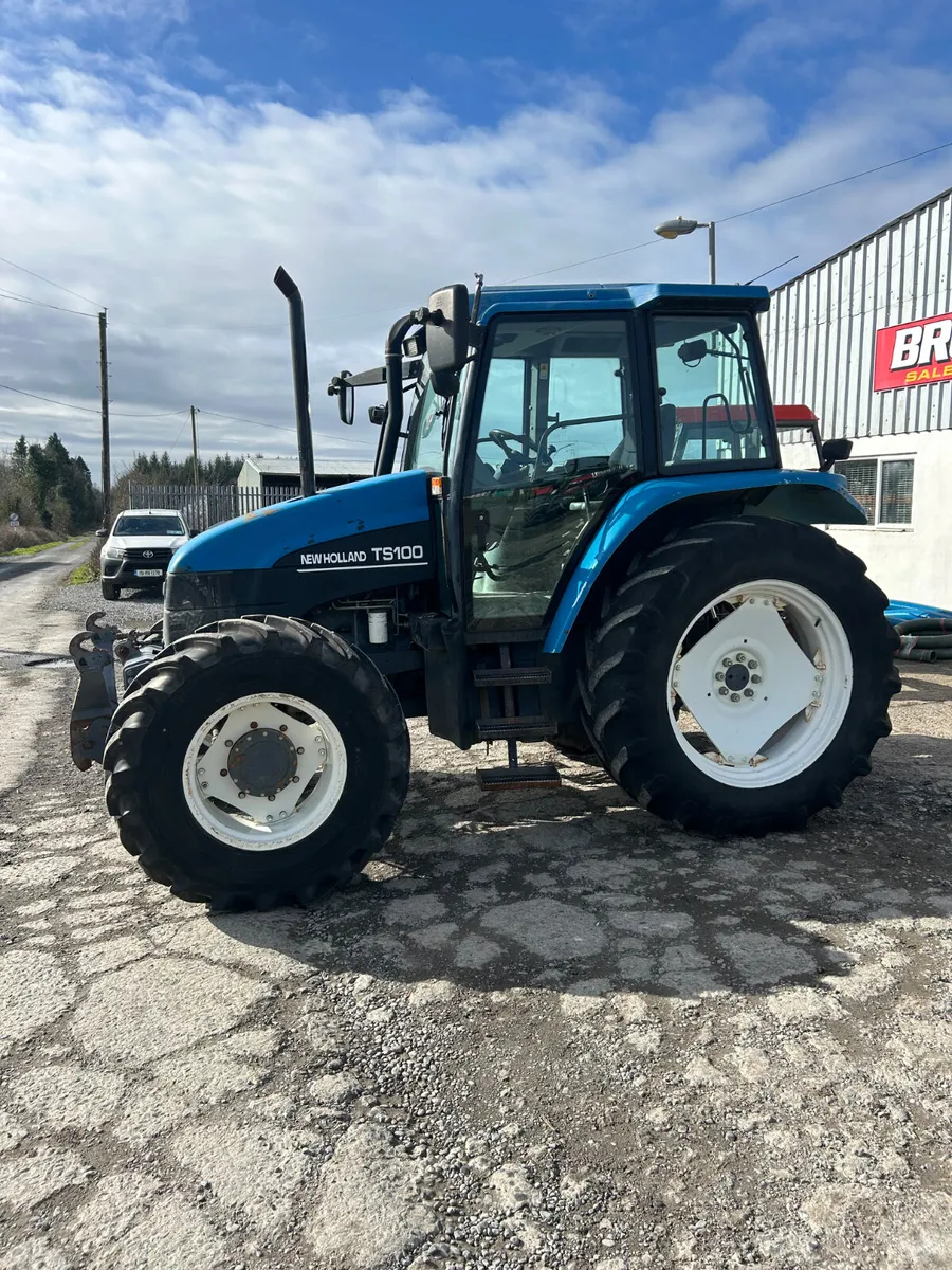 1999 New Holland TS100 - Image 2