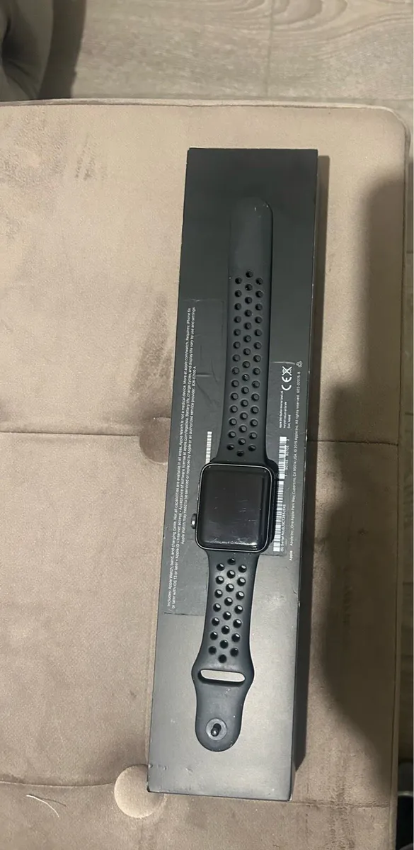 Apple Watch Series 3 - Image 1