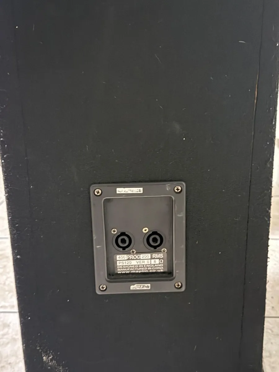 4 Sound speaker with desk and cables - Image 4