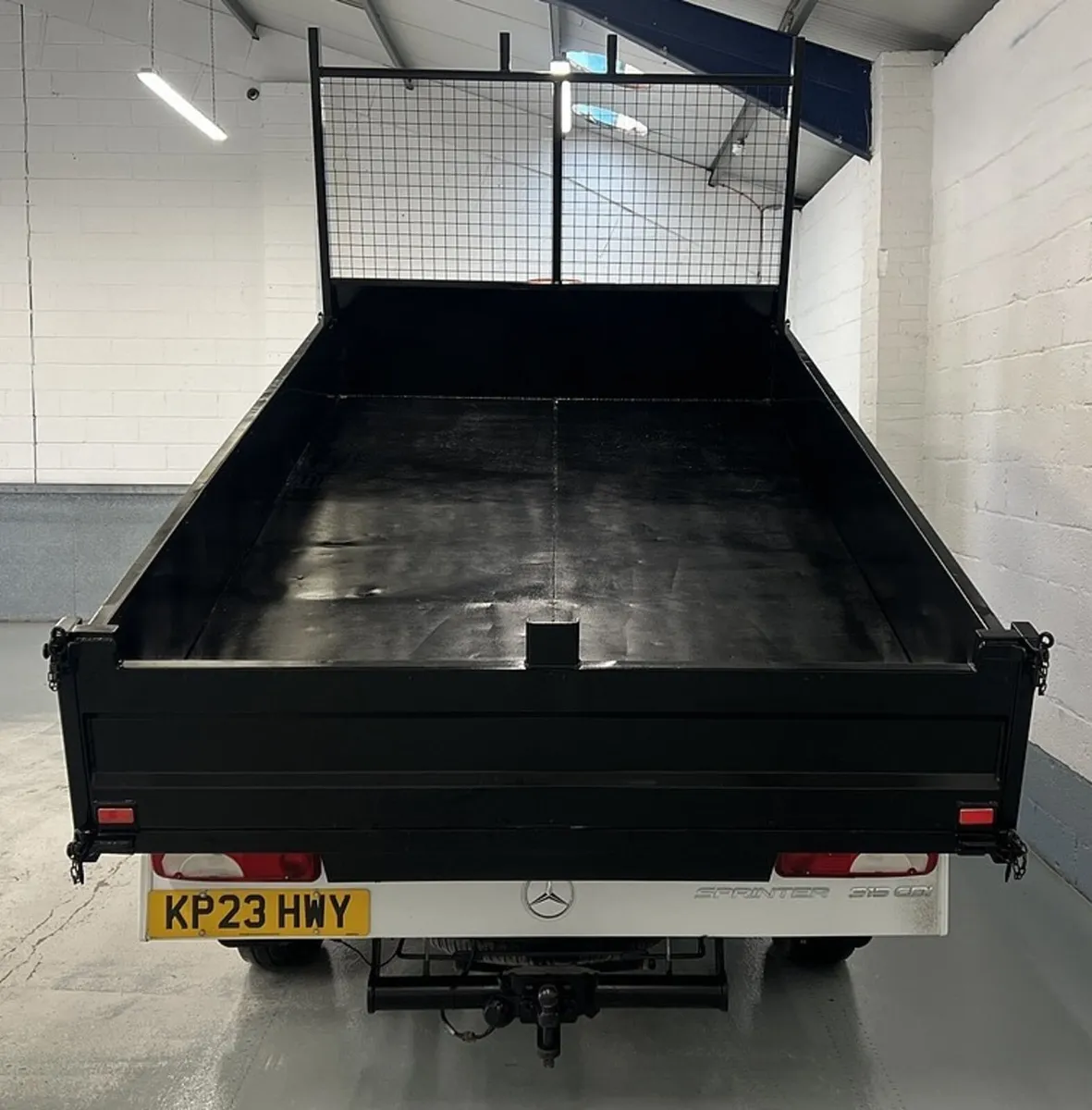2023 Mercedes-Benz Sprinter Tipper Van - Image 3