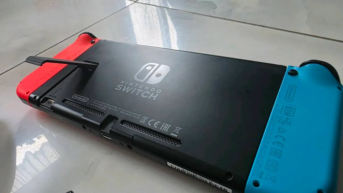 Nintendo Switch - Image 3