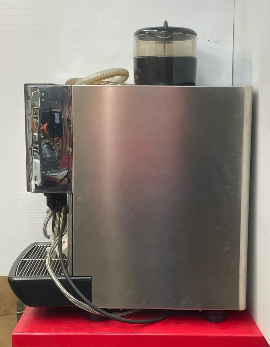 Faema Coffee Machine - Image 3