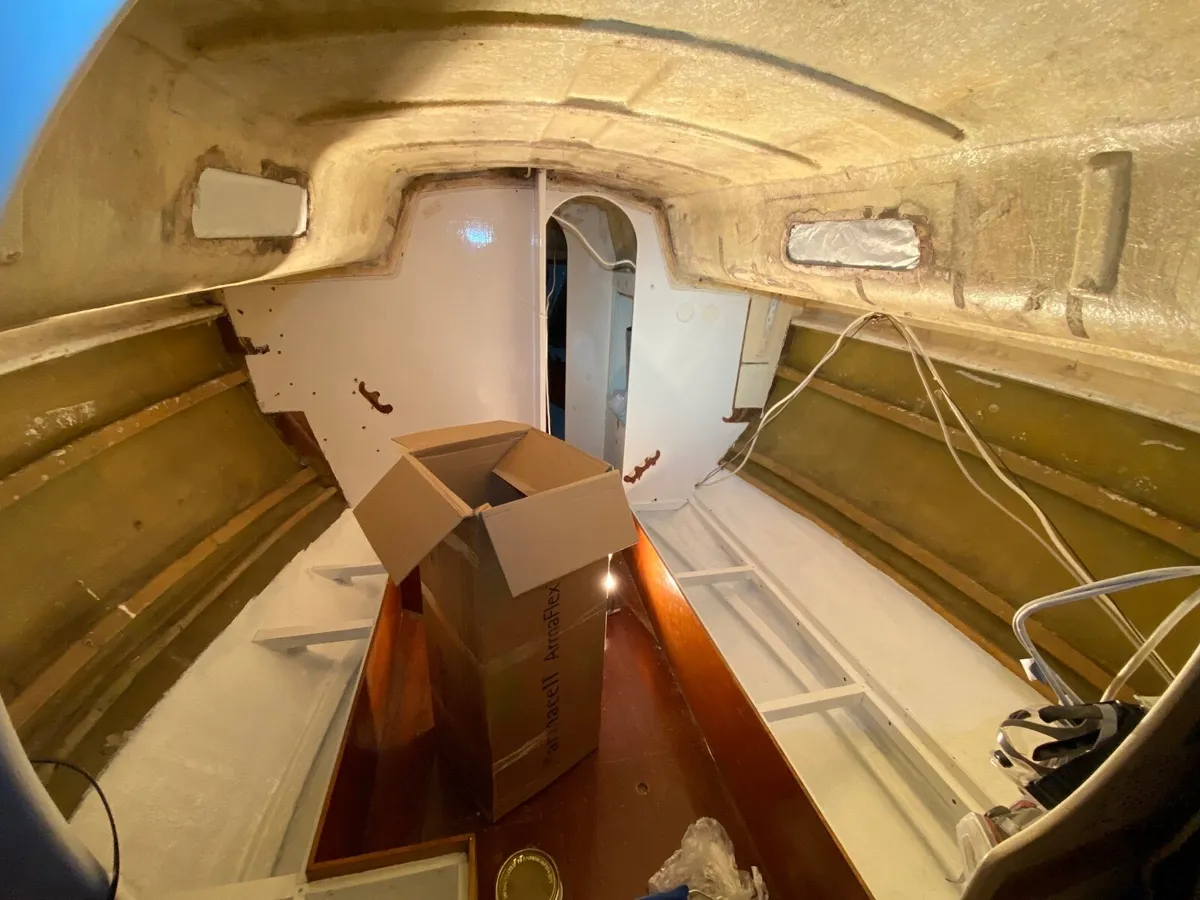 Rival 32 Sailing Yacht - Image 3