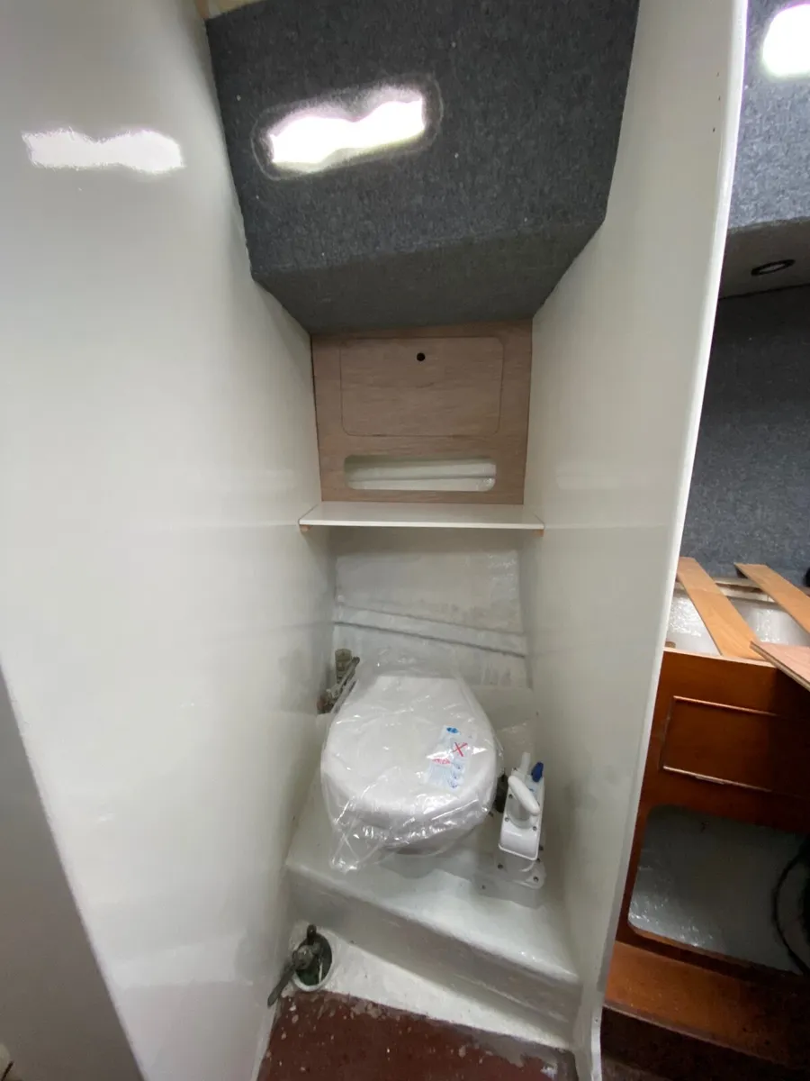 Rival 32 Sailing Yacht - Image 2