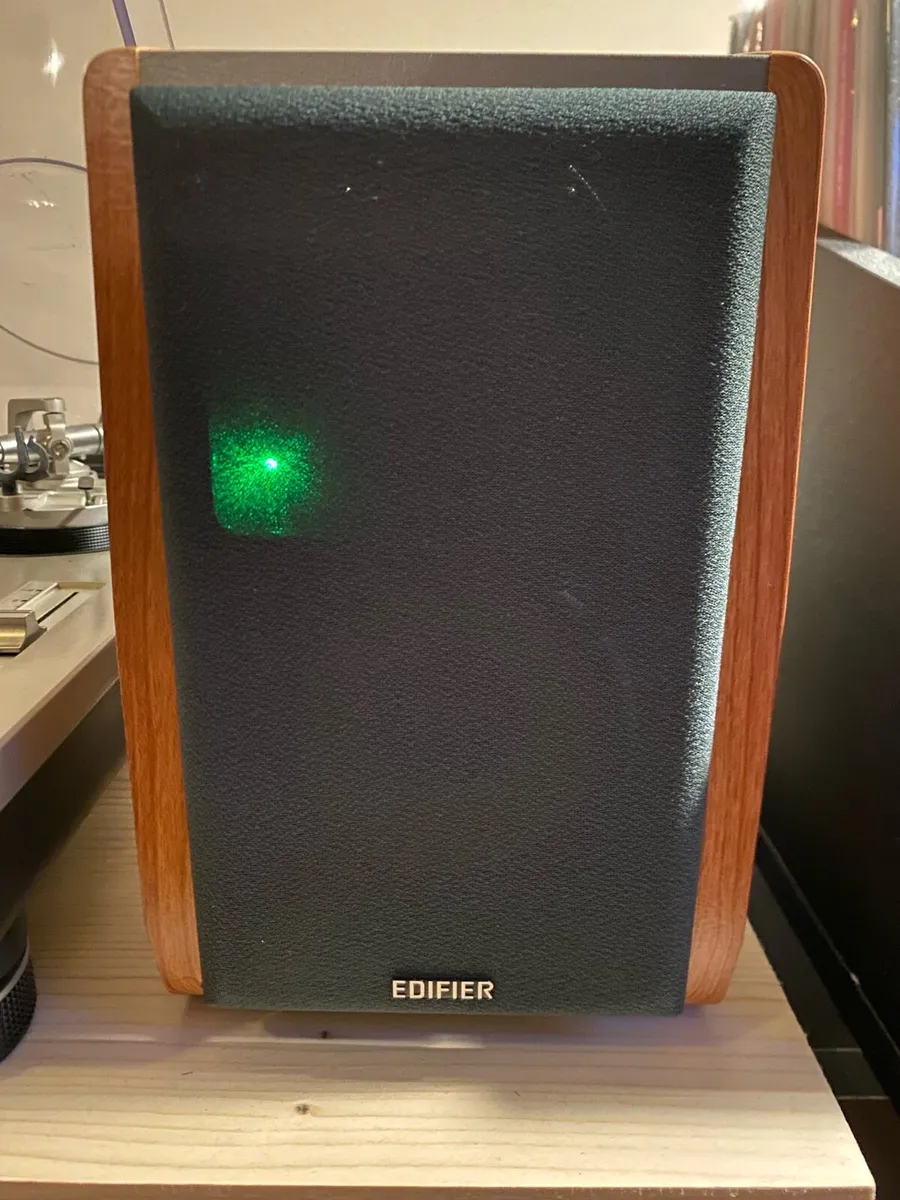 Edifier - 4" Powered Bluetooth Wireless Speakers - Image 1