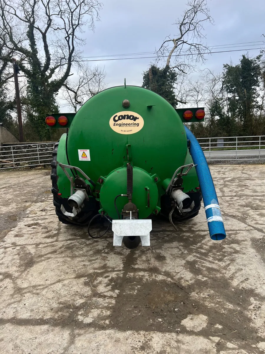 Conor 2250 Tank - Image 4