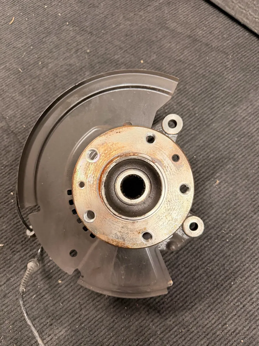 Nissan Juke F16 /Wheel hub / Caliper / Brake disc - Image 4