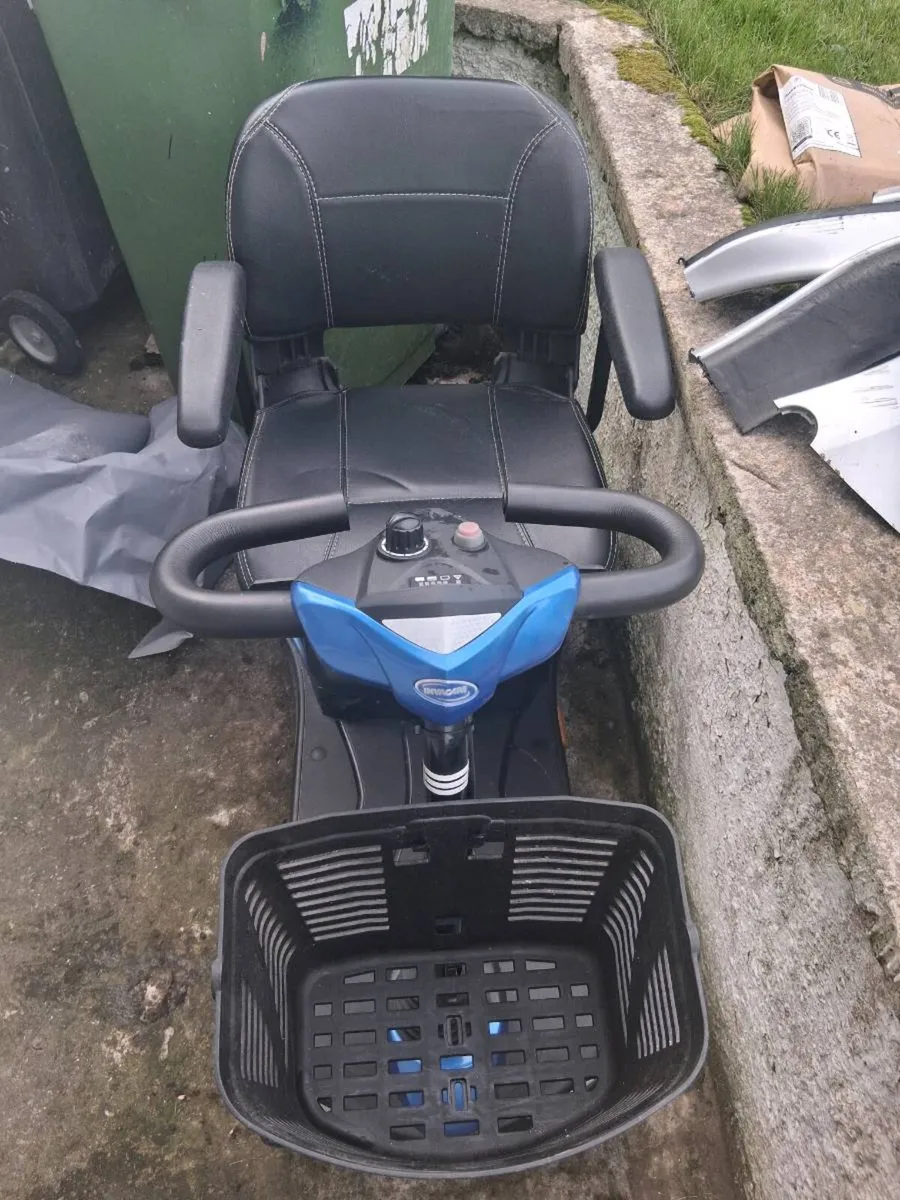 Mobility scooter - Image 1