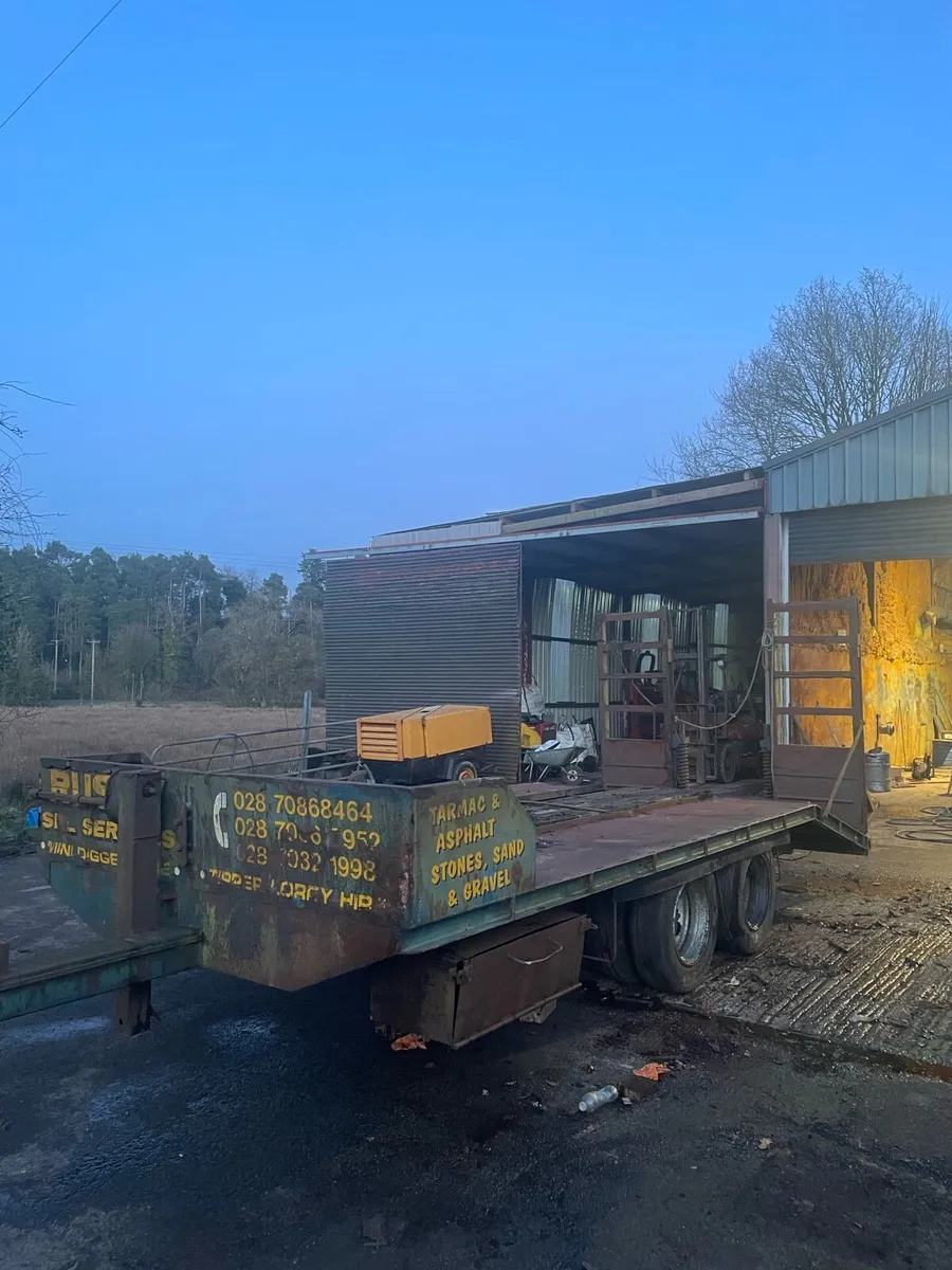 Low loader - Image 3