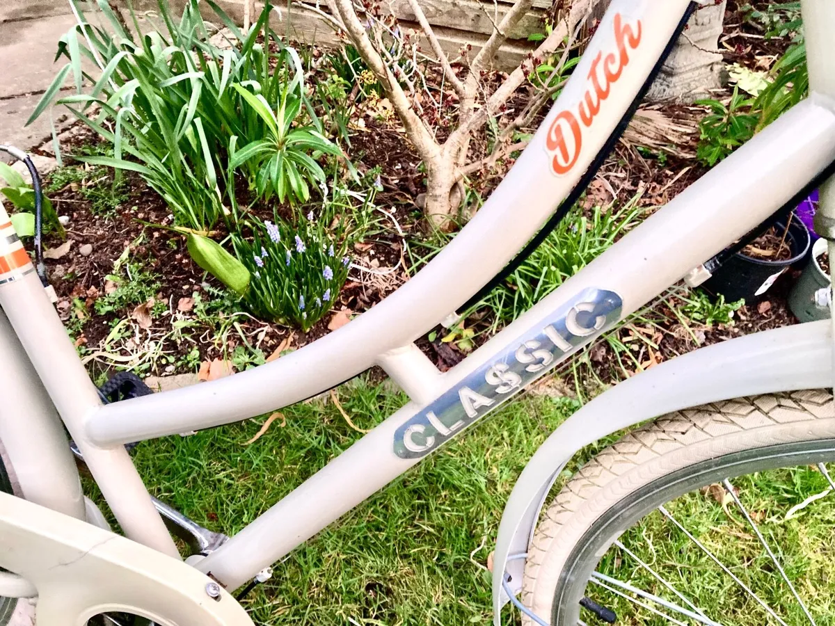 Modern Vintage Ladies Bike - Image 2