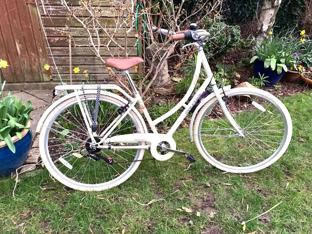 Modern Vintage Ladies Bike - Image 1