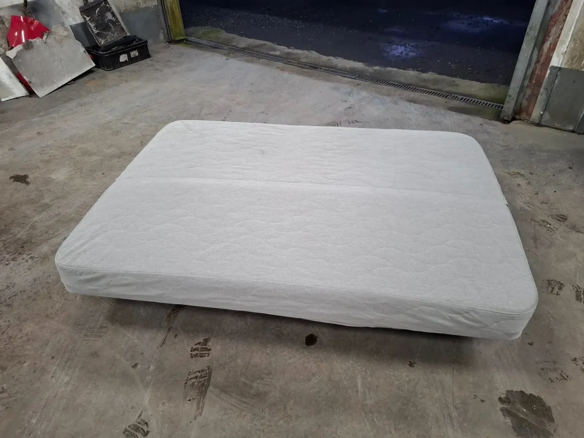 Folding couch/bed - Image 4