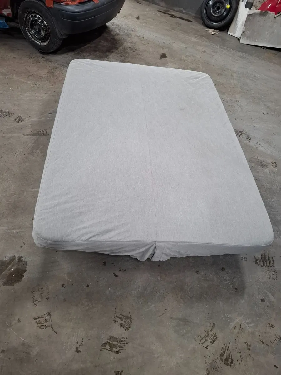 Folding couch/bed - Image 3