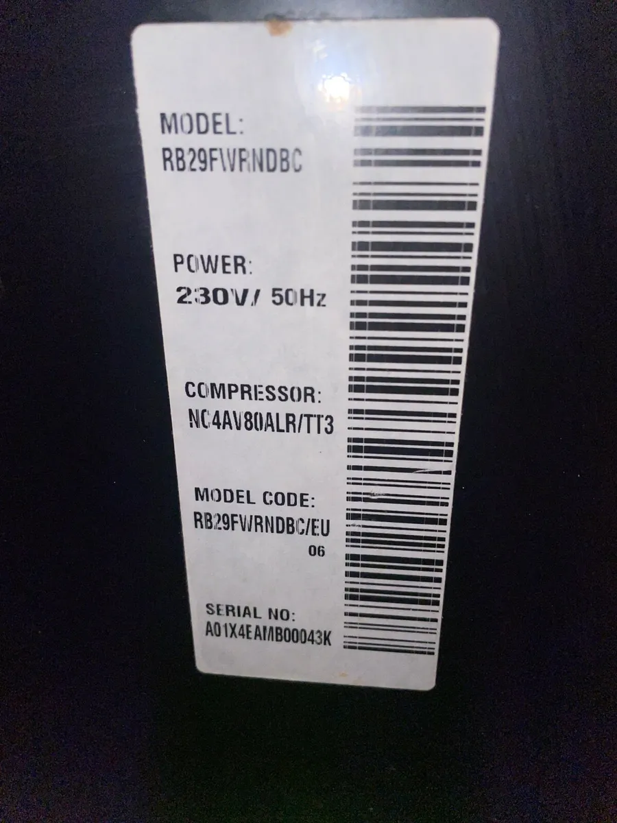 Fridge freezer - Image 2