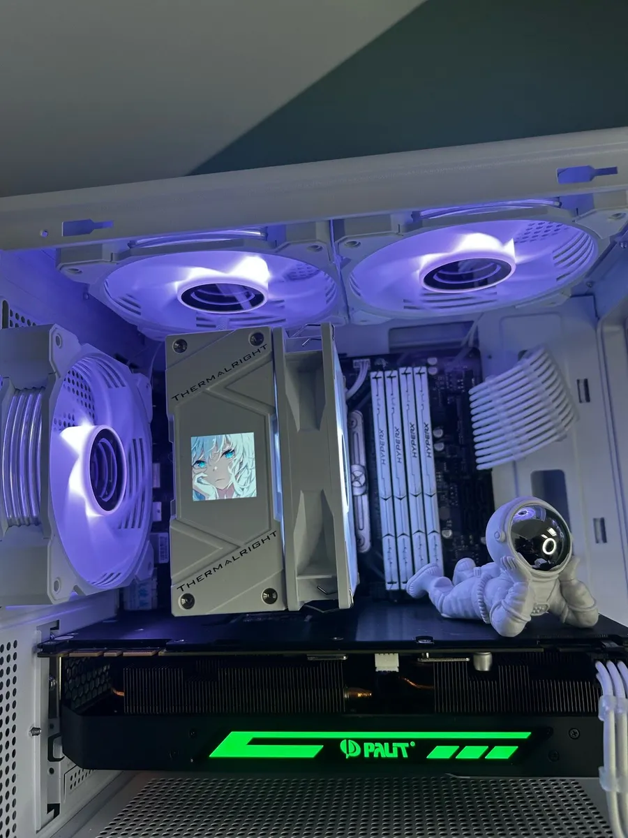 Custom built white gaming pc - Image 4