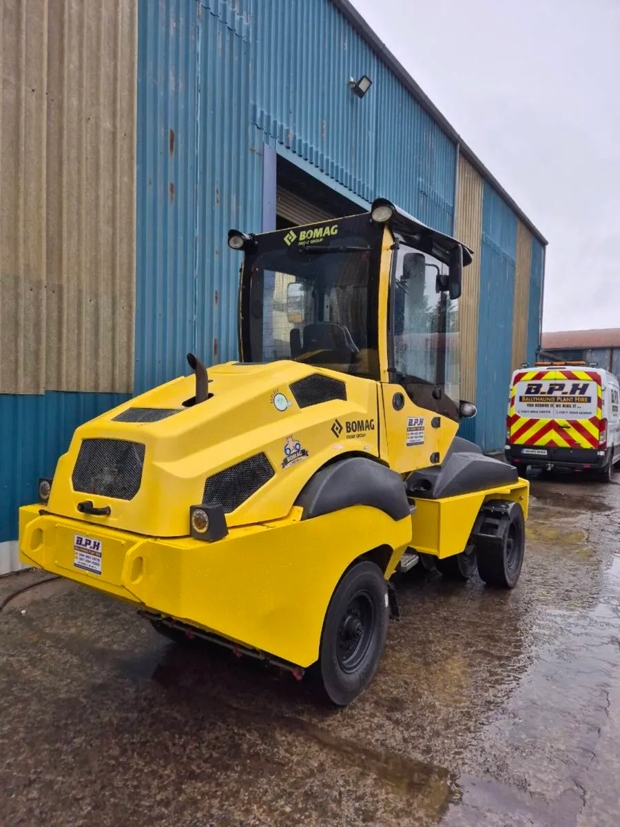 Pneumatic tyre rollers for Hire - Image 1