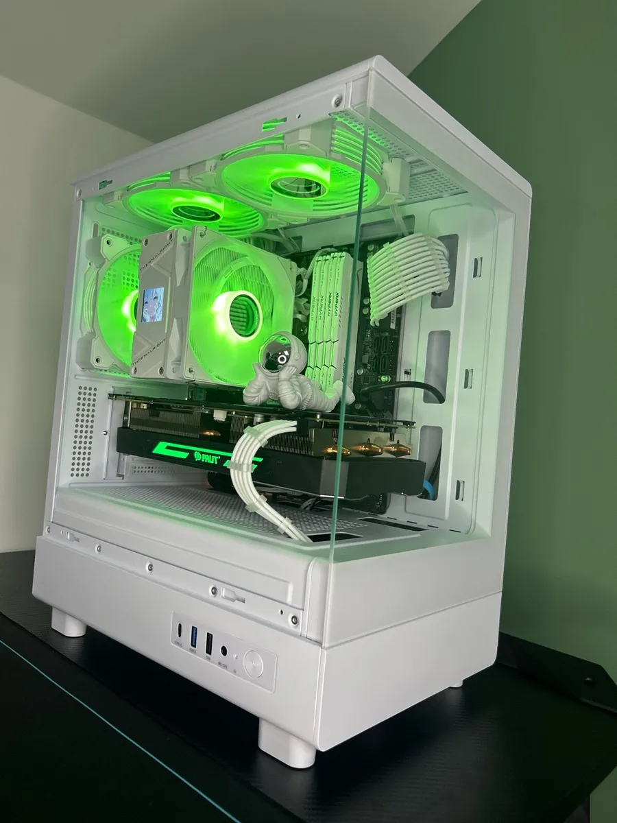 White Custom Built Gaming PC - Image 3
