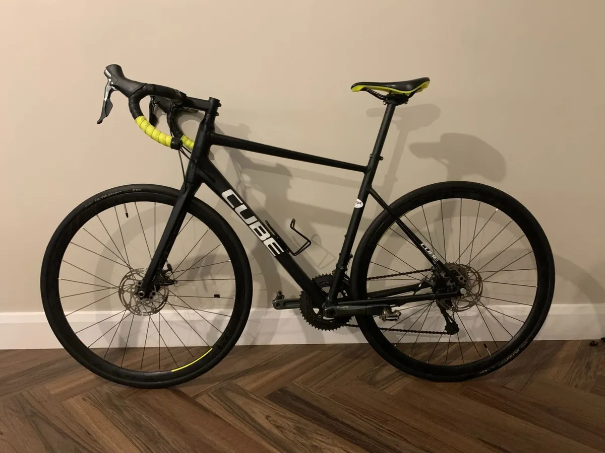 Adults Cube Attain Race Bike - Image 4