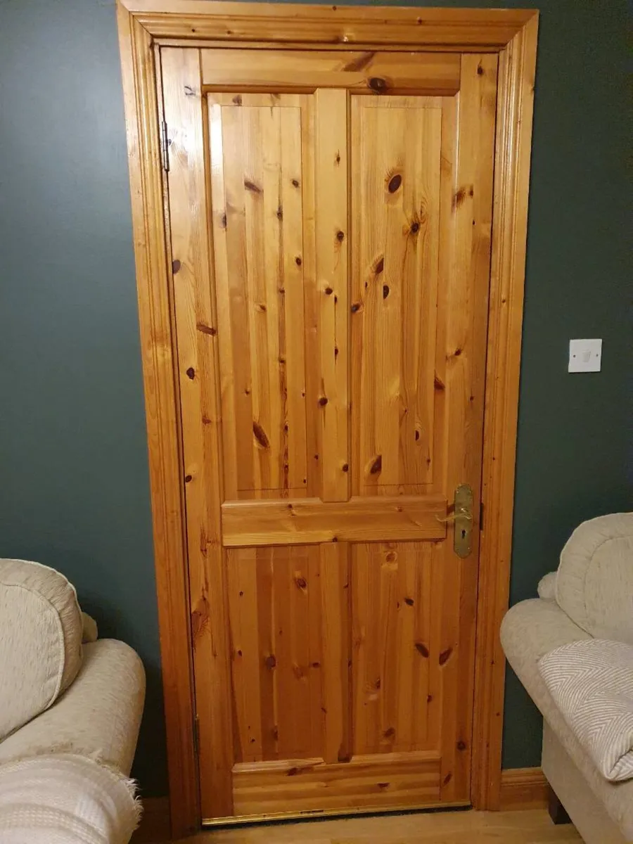 Internal pine doors - Image 2