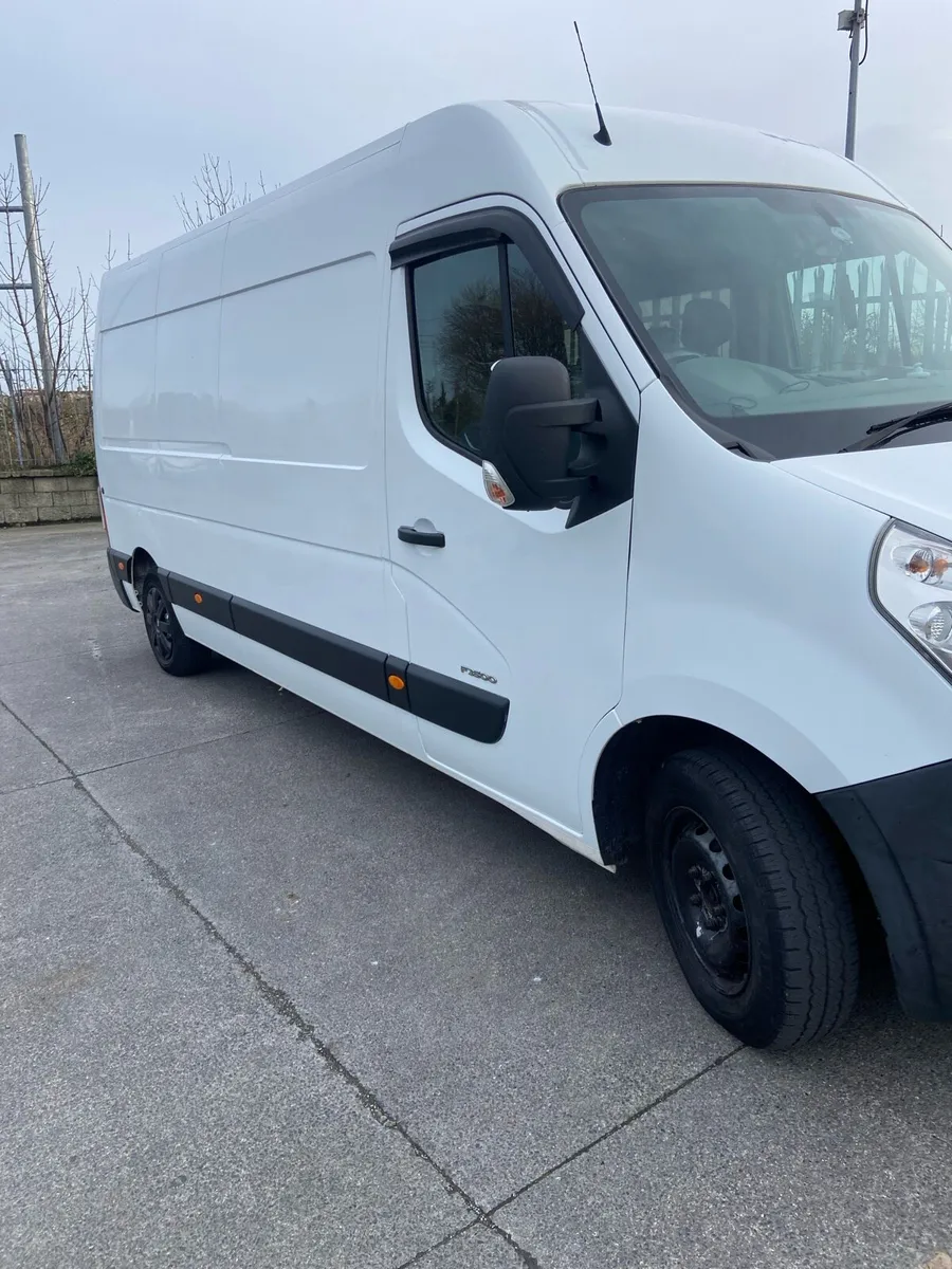 Renault master 2011 Campervan - Image 3