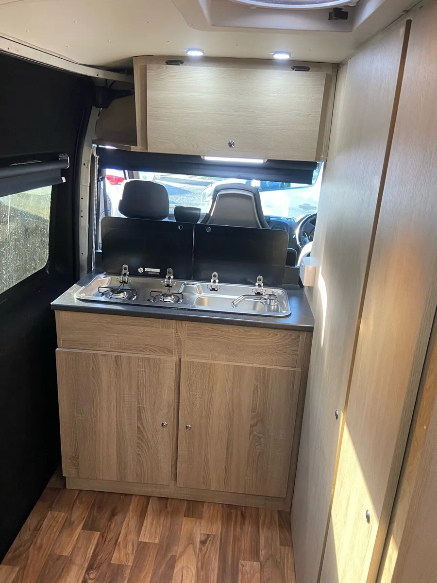 Renault master 2011 Campervan - Image 2