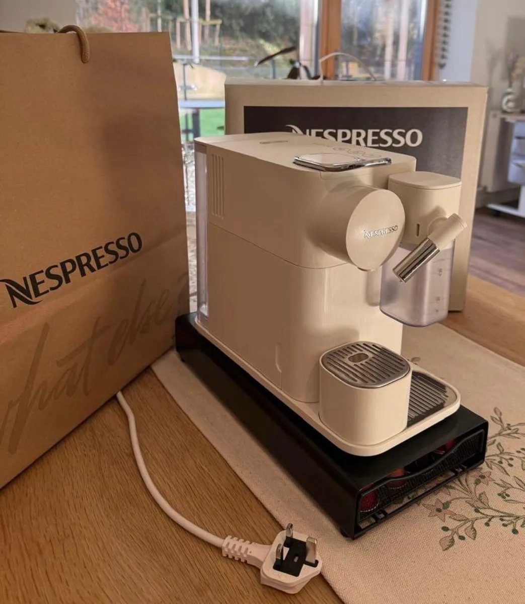 Nespresso Lattissima One (white) - Image 2