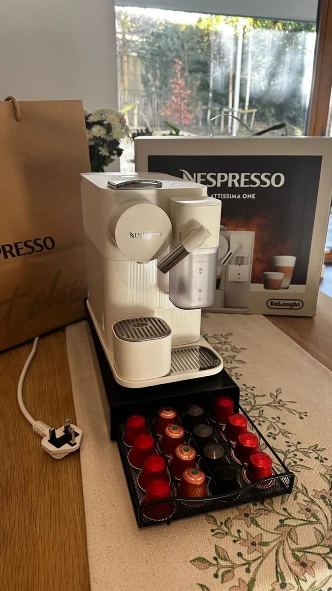 Nespresso Lattissima One (white) - Image 3