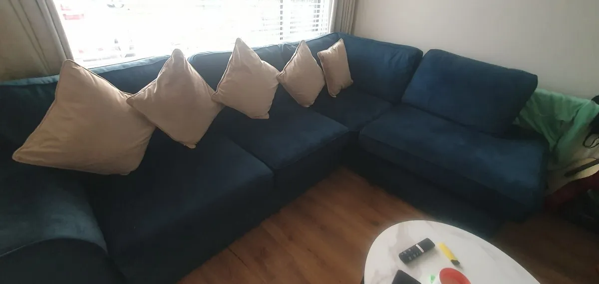 Corner Sofa - Image 1