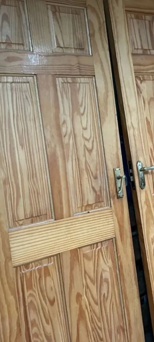 Pine Doors Internal - Image 1