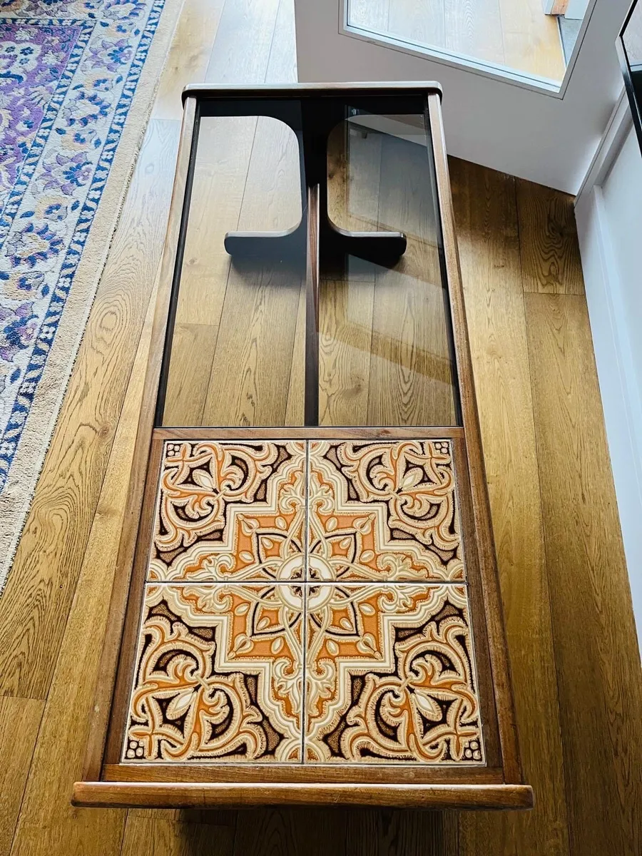 G plan coffee table and nest of tables - Image 2