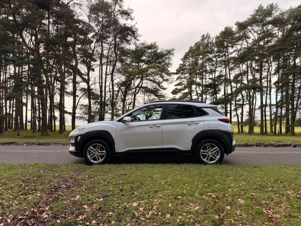 Hyundai KONA 2019 2 Seat Commercial - Image 4