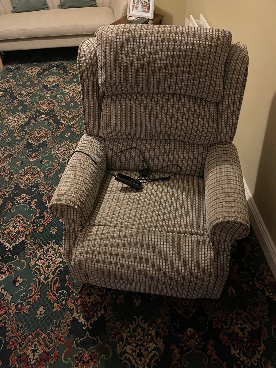 Recliner electric chairs - Image 3