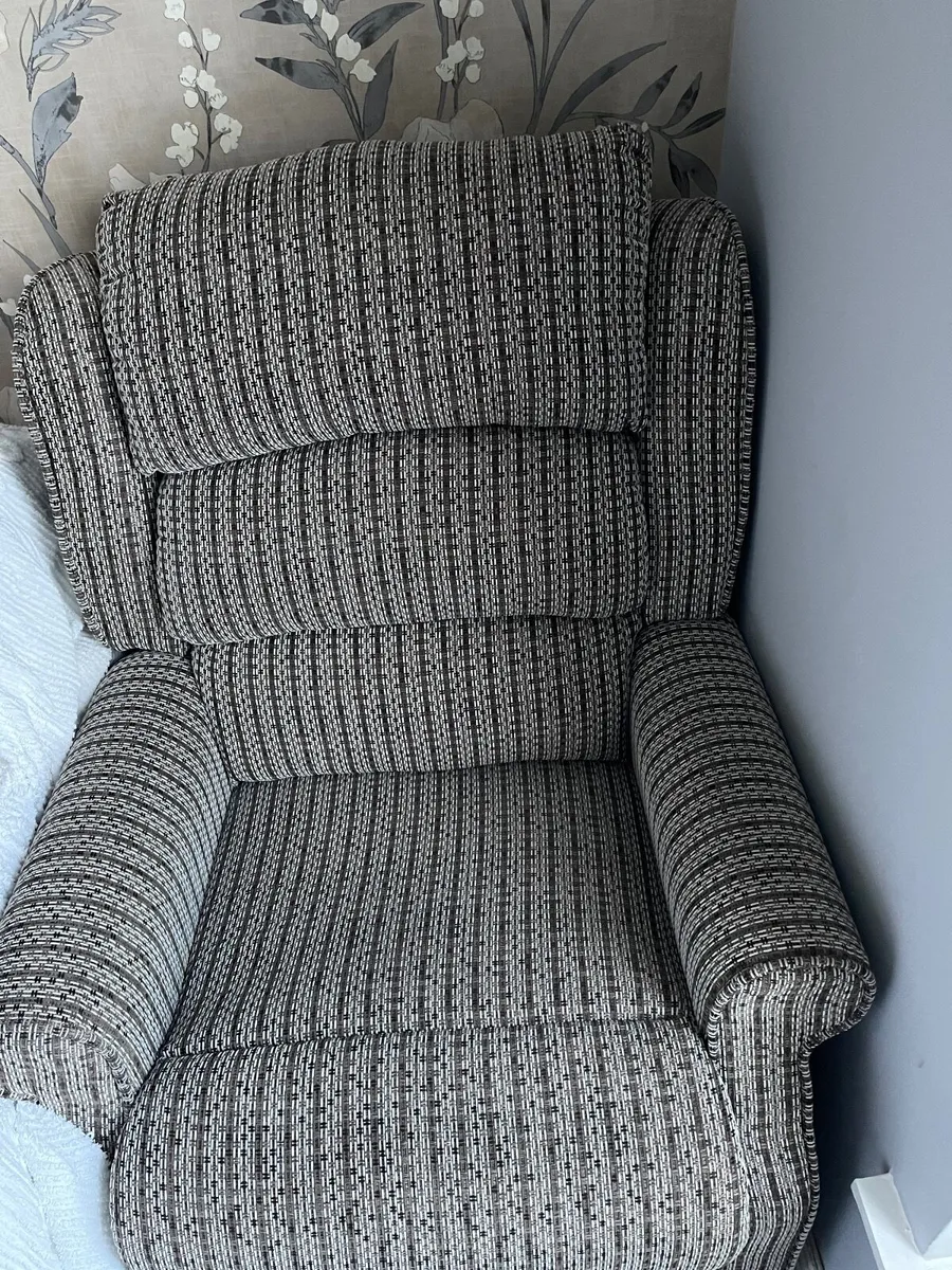 Recliner electric chairs - Image 4