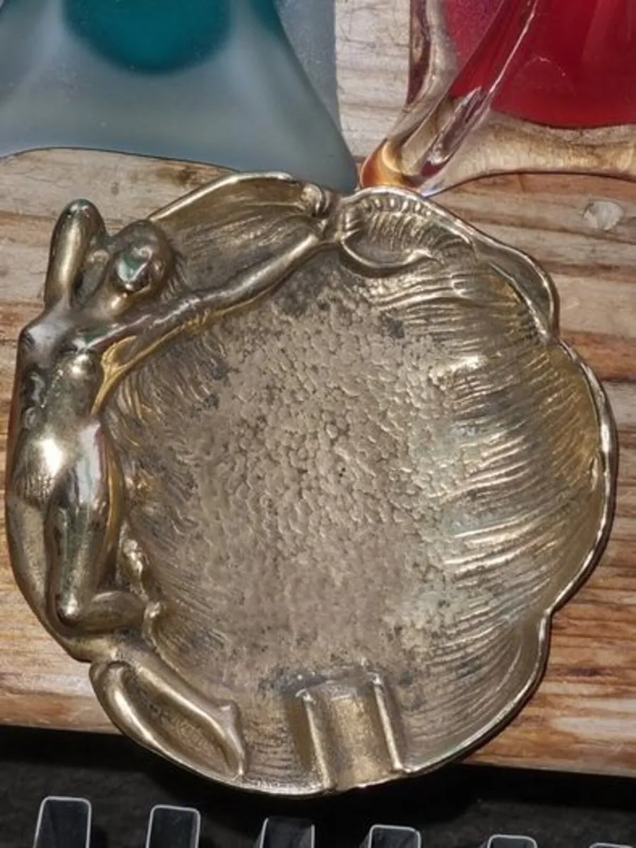 Antique Art Nouveau Cast Brass Naked Lady Ashtray - Image 3
