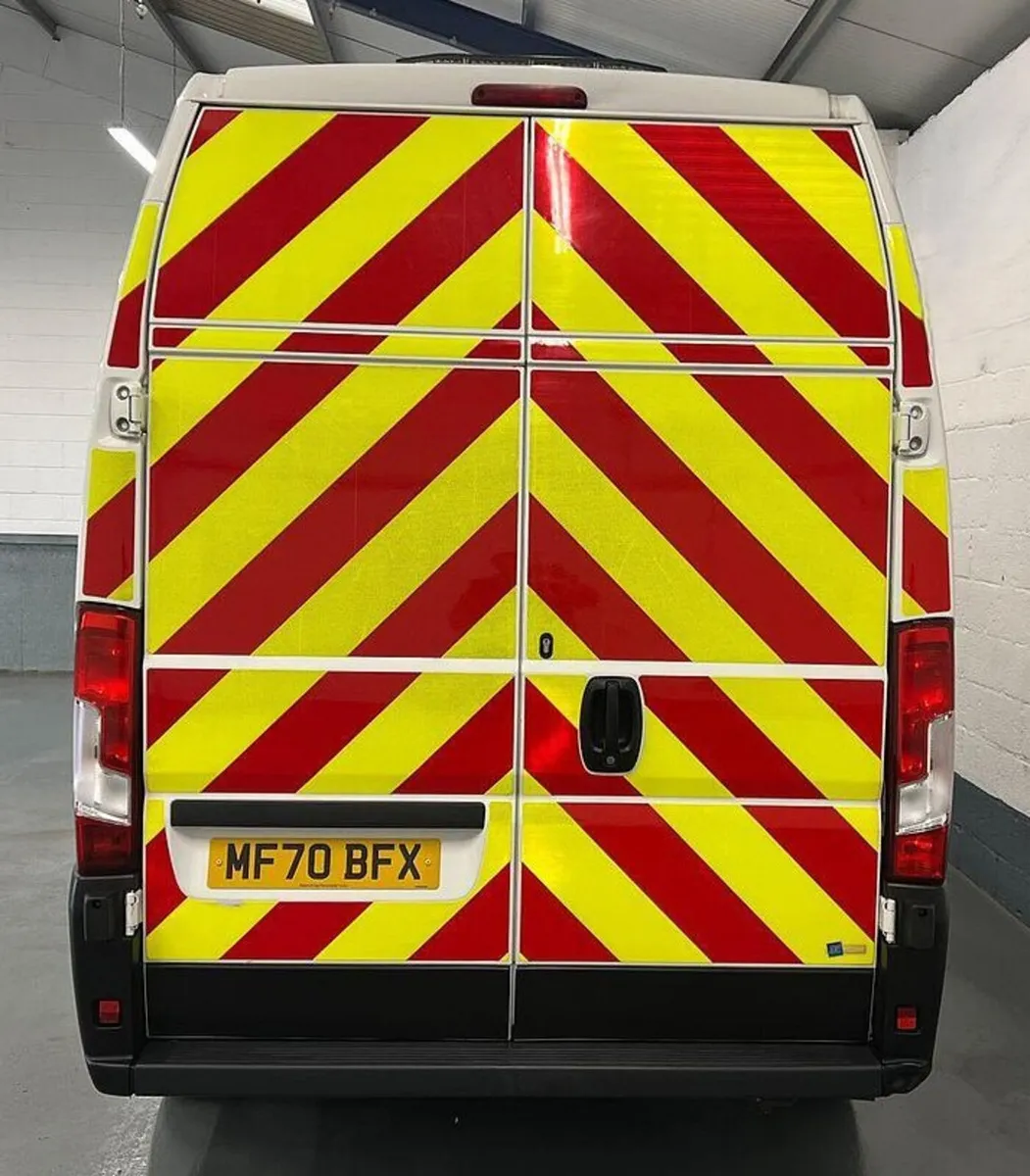 2020 Citroen Relay High Roof Panel Van - Image 3