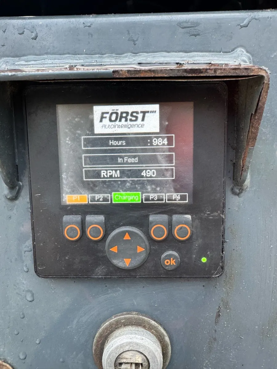 Wood chipper - Image 1