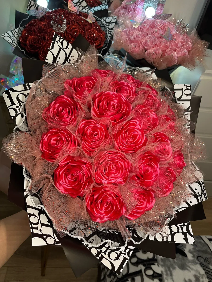 Gorgeous Fluffy Rose Pink Bouquet - Image 3