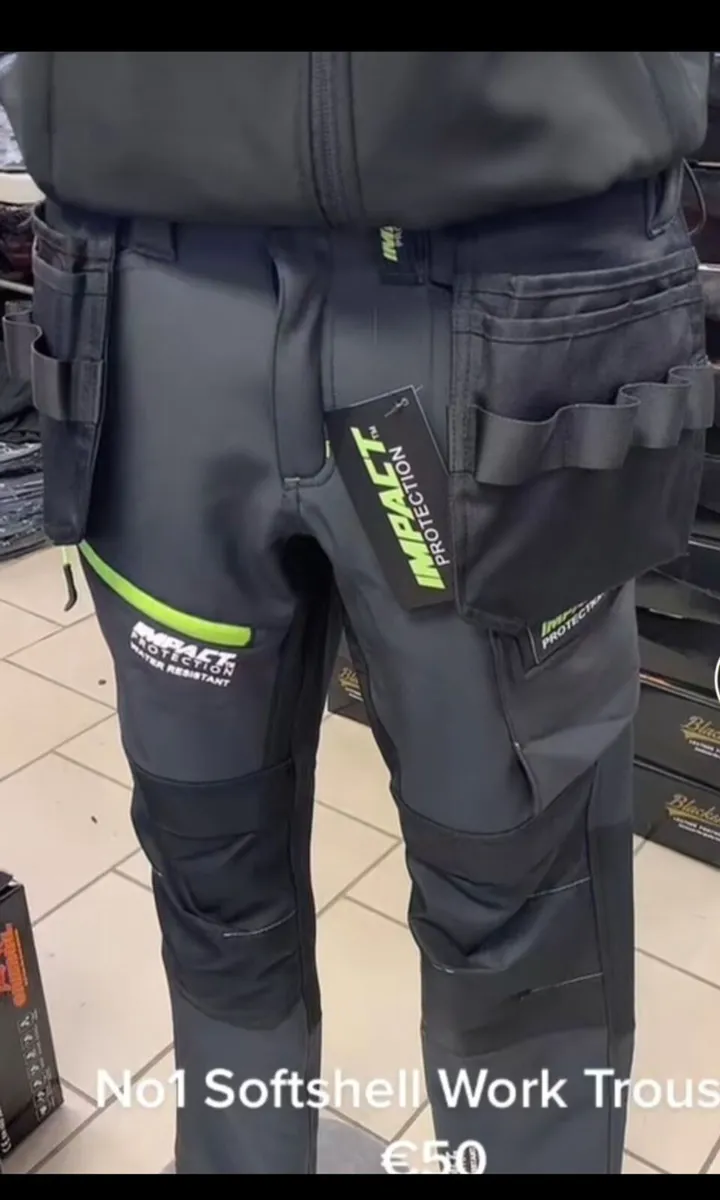 Soft shell fleece 🥶lined water resistant work - Image 1