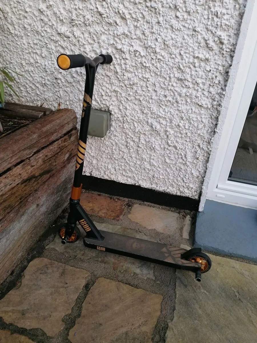 Stunt scooter - Image 2